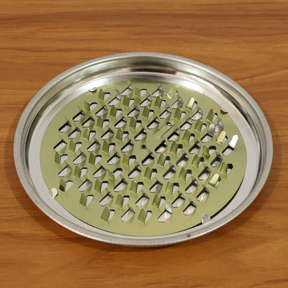 Wukusy round metal mosquito coil stand with three legs, designed to hold mosquito coils securely for outdoor or indoor use.