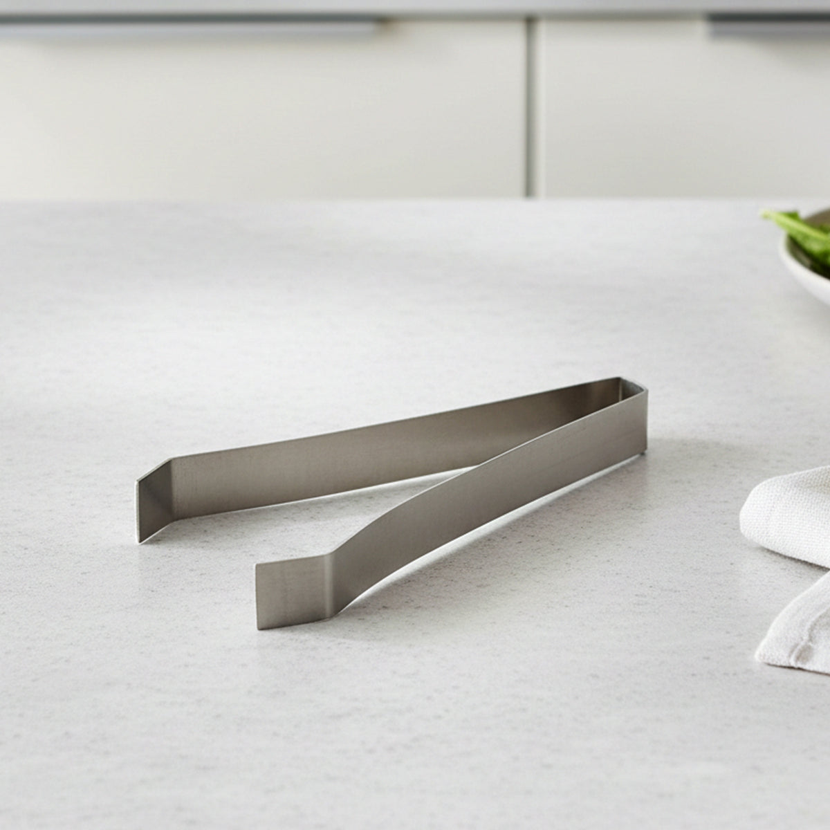 Wukusy stainless steel fish bone tweezer, 1-piece, with pointed tips for precise removal of fish bones and delicate handling.