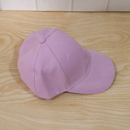 Wukusy stylish summer embroidered baseball cap for men and women, featuring colorful floral design on a casual cap.