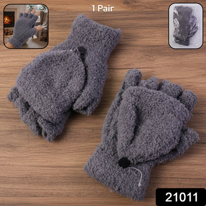 Pair of Wukusy winter fingerless gloves for men and women, soft, warm hand gloves with stretchy knit fabric in a cozy design