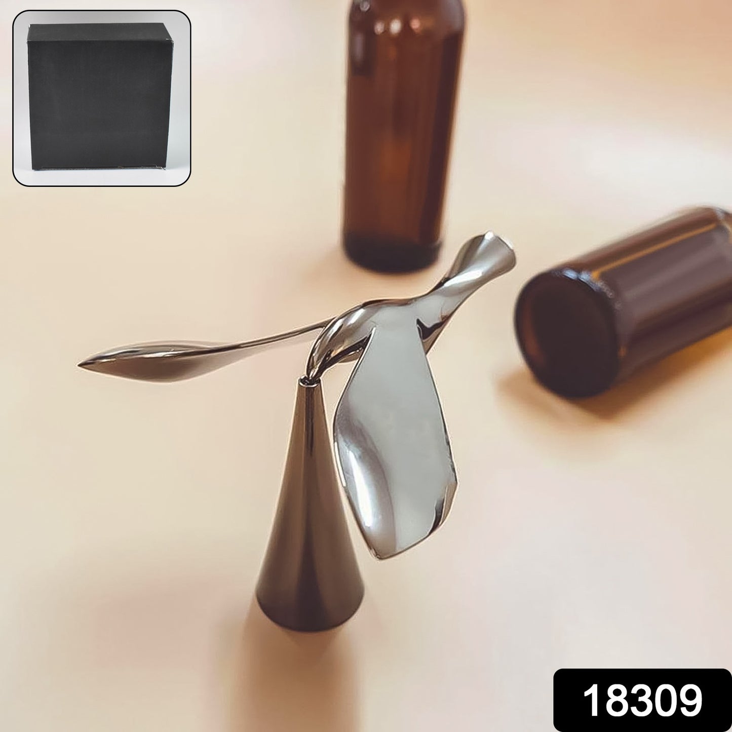 Bird-shaped manual bottle opener toy from Wukusy, designed as a balance tumbler for playful use in toys and gift items.