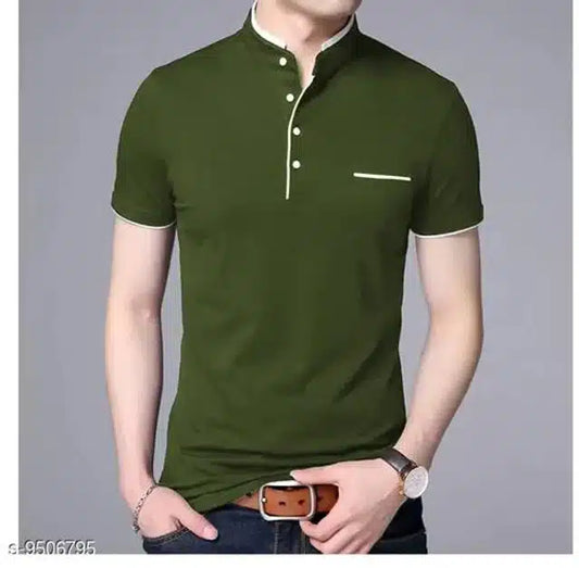 Olive green men's T-shirt by 4567, size L, made of soft cotton, casual fit, short sleeves, simple round neckline.