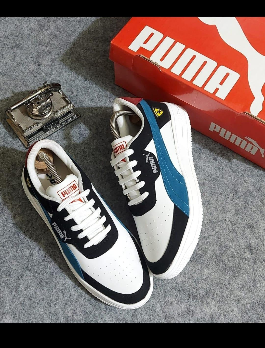 Men's 4597 sneakers in white and teal, size 6, casual athletic shoes with breathable material and stylish design.