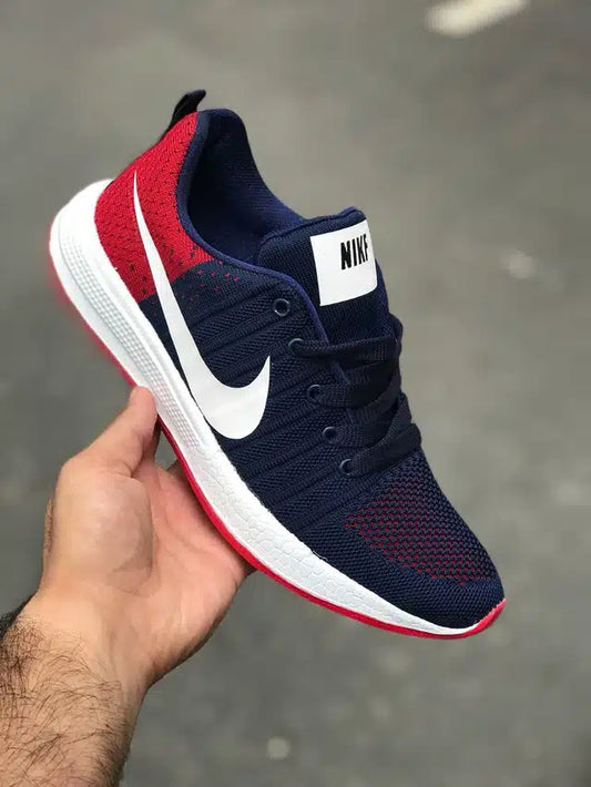 Men's sports shoes by 4597 in navy blue and red, size 7, featuring breathable mesh and athletic design for active wear.