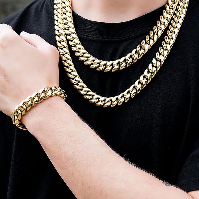 Mens Cuban link chain bracelet in 24k real gold plating, stylish and durable gold-plated men's bracelet with bold link design.