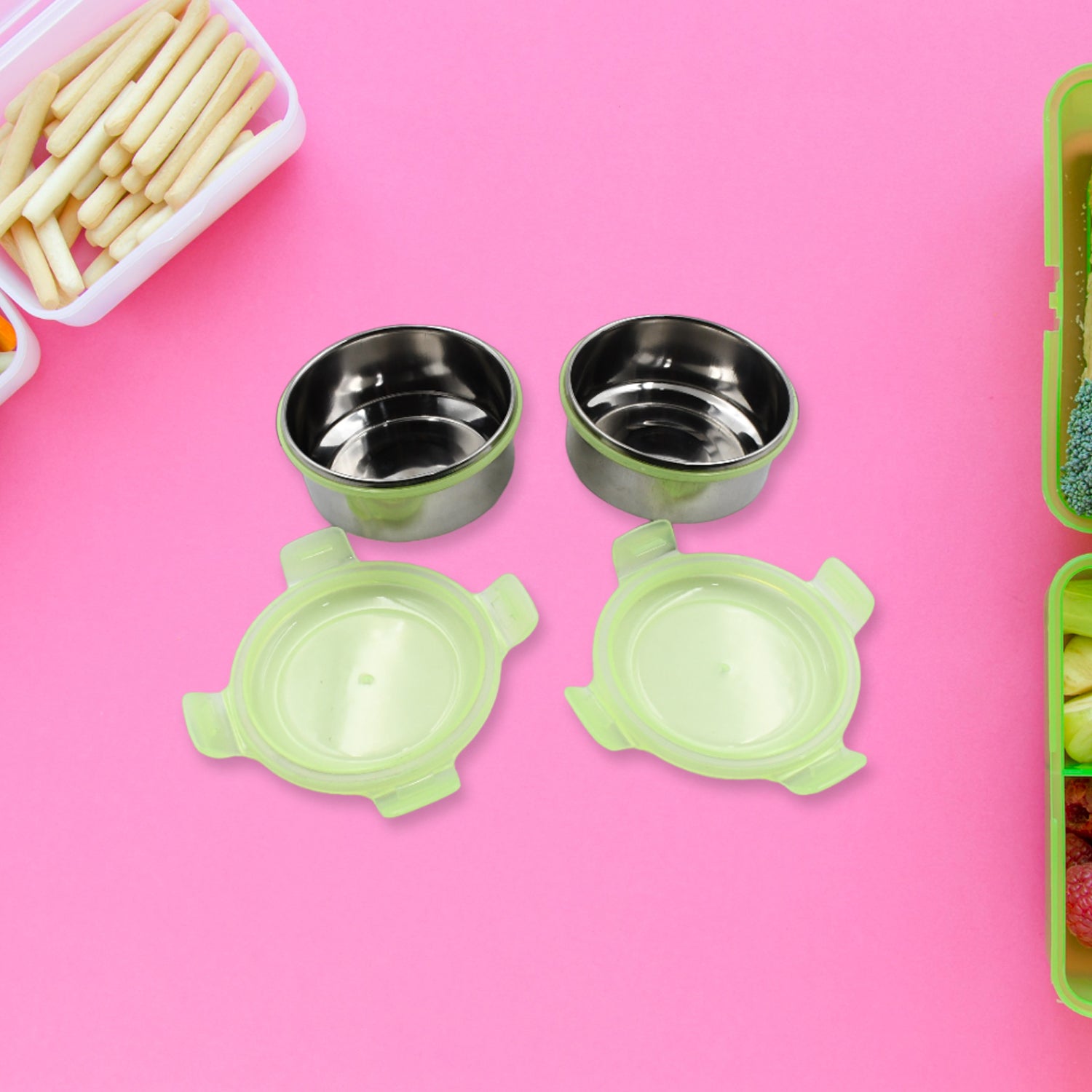Wukusy stainless steel leak-proof lunch box with multiple compartments, ideal for office, school, and travel.