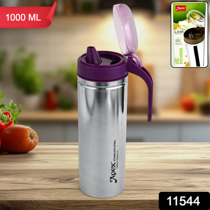 Stainless steel Wukusy Apex 1000ml oil pourer for kitchen use, with a spout for controlled oil pouring.