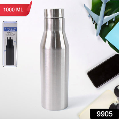 Stainless steel Wukusy double wall vacuum-insulated water bottle, 1000ml, with a sleek design for hot and cold drinks.