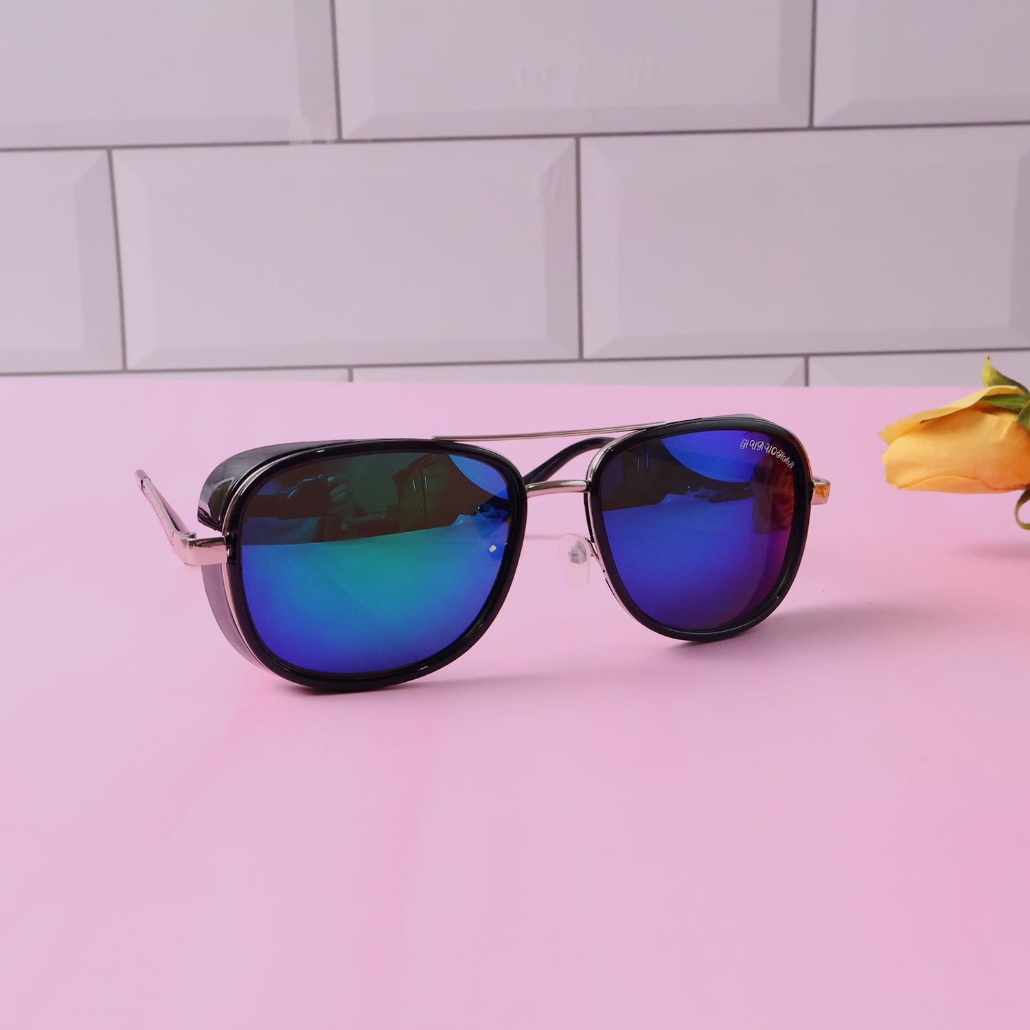 Wukusy polarized aviator sunglasses with metal frames and dark tinted lenses, stylish eyewear for sun protection.