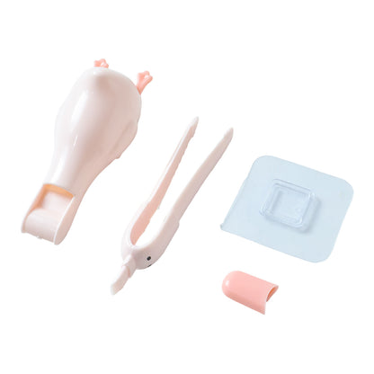Duck-shaped bathroom hair catcher and organizer by Wukusy, featuring a playful duck design for hair collection in the shower.