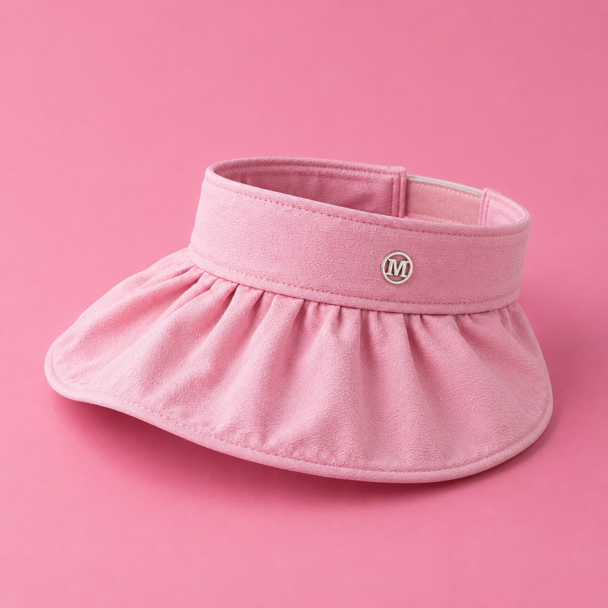 Wukusy women's wide brim sun visor cap with adjustable strap, summer accessory in random color, lightweight and protective shade.