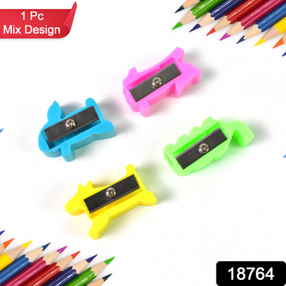Wukusy plastic small cute office pencil sharpener with mixed color design, compact and ideal for school or office use.
