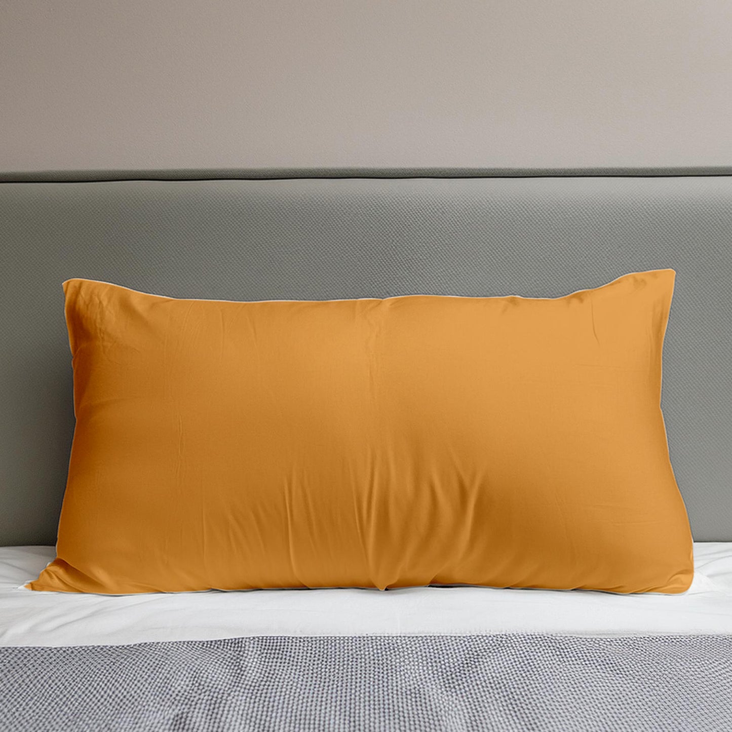 Soft Wukusy pillow cover for couch, 70x50 cm, single decorative pillow cover with smooth fabric for home improvement.