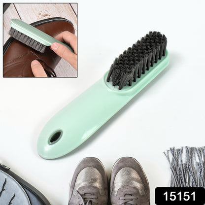 Wukusy small cleaning brush for shoes and clothes, with soft bristles, ideal for removing dirt and lint from fabric and footwear.