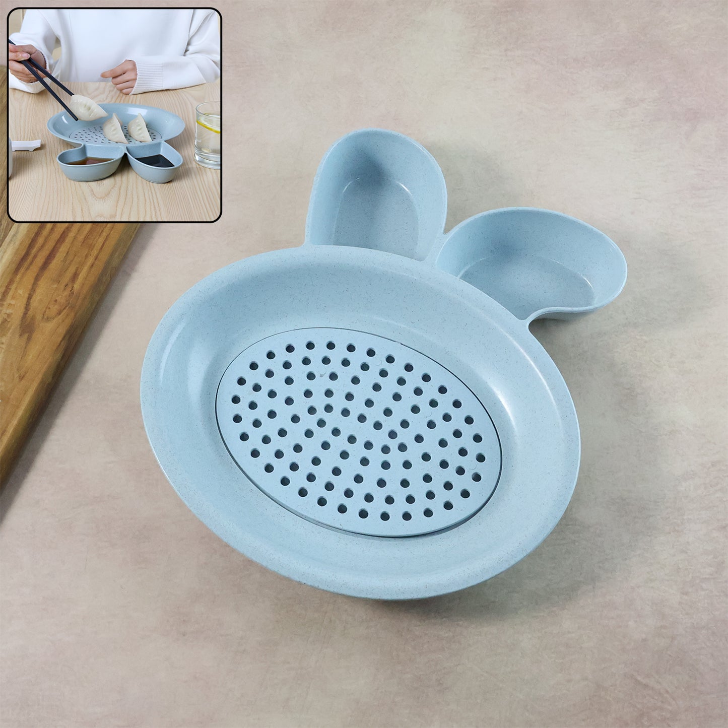 Wukusy multi-purpose dumpling snack serving plate with five compartments, ceramic design perfect for serving dumplings and snacks.
