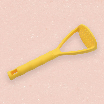 Wukusy heavy-duty potato masher with comfortable grip, ideal for mashing beans, vegetables, and fruits in the kitchen.