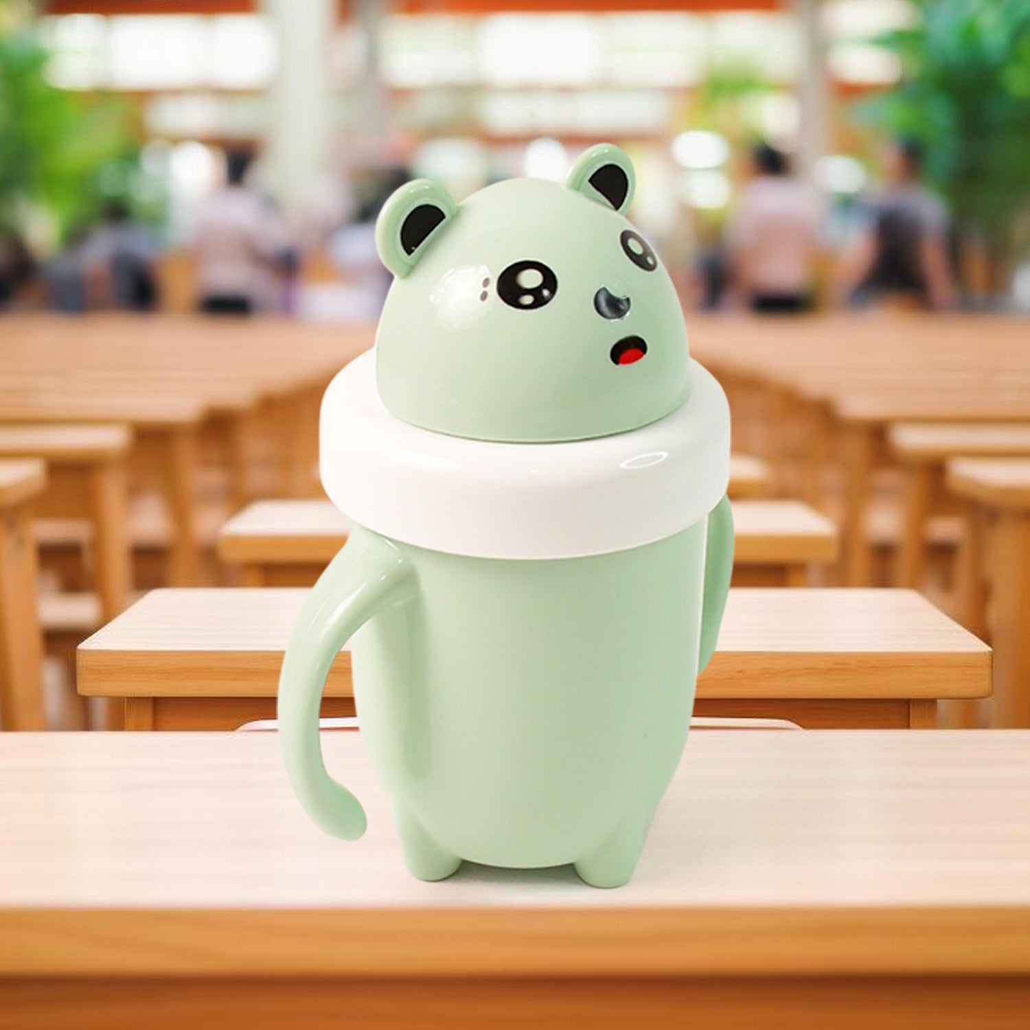 Wukusy Apex Sipper Baby Training Cup with handles, spill-proof and leak-proof, 300ml capacity for toddlers.