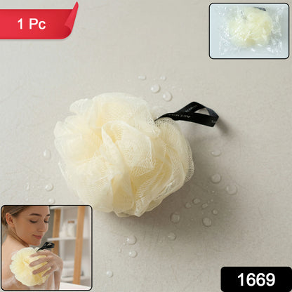 Wukusy soft mesh bath loofah scrubber for gentle exfoliation, shown in a close-up image.