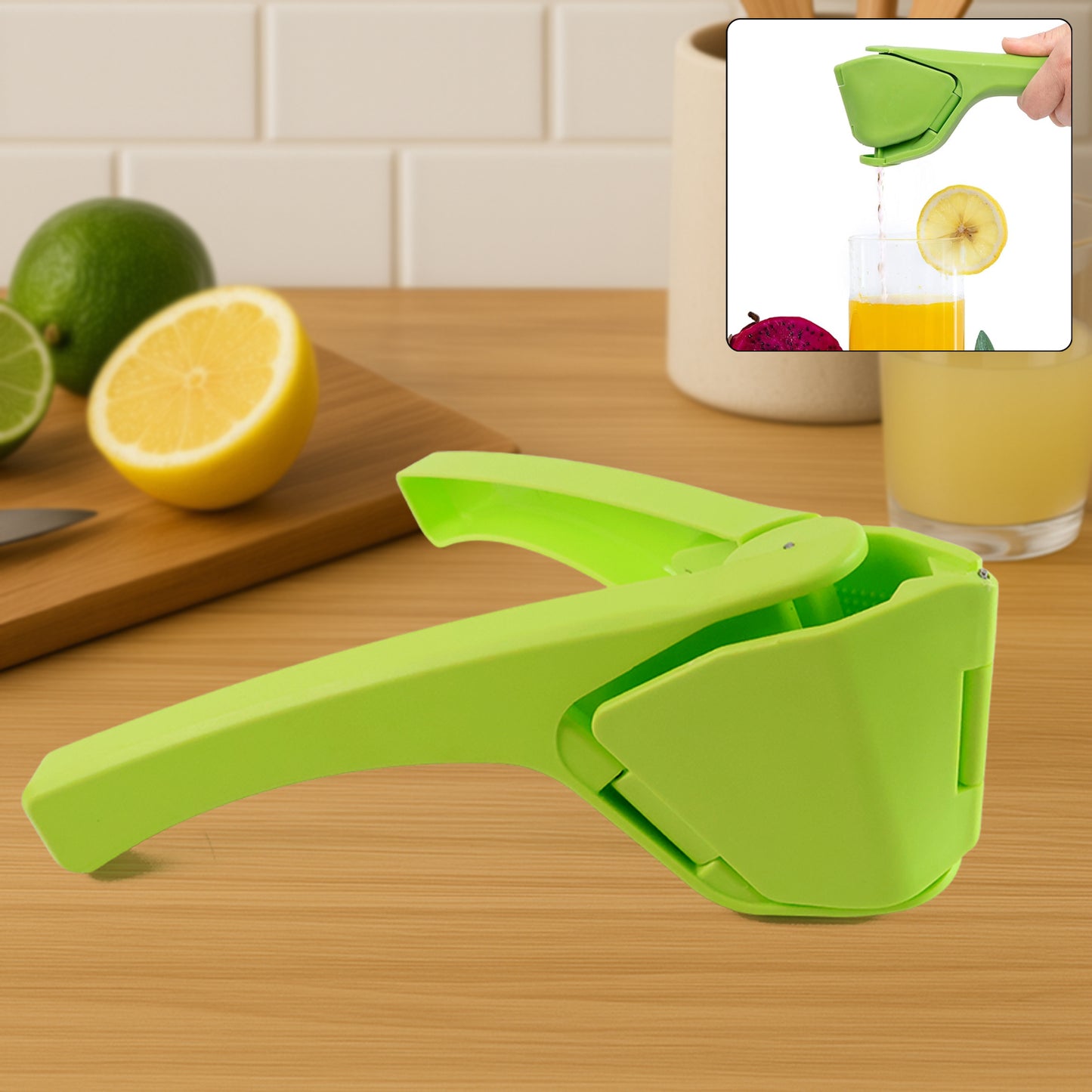 Wukusy Liger plastic handheld lemon and orange squeezer for fresh juice extraction in the kitchen