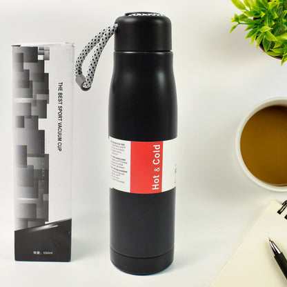 Wukusy double wall vacuum insulated water bottle in 550ml size with stainless steel finish, designed for keeping drinks cold or hot