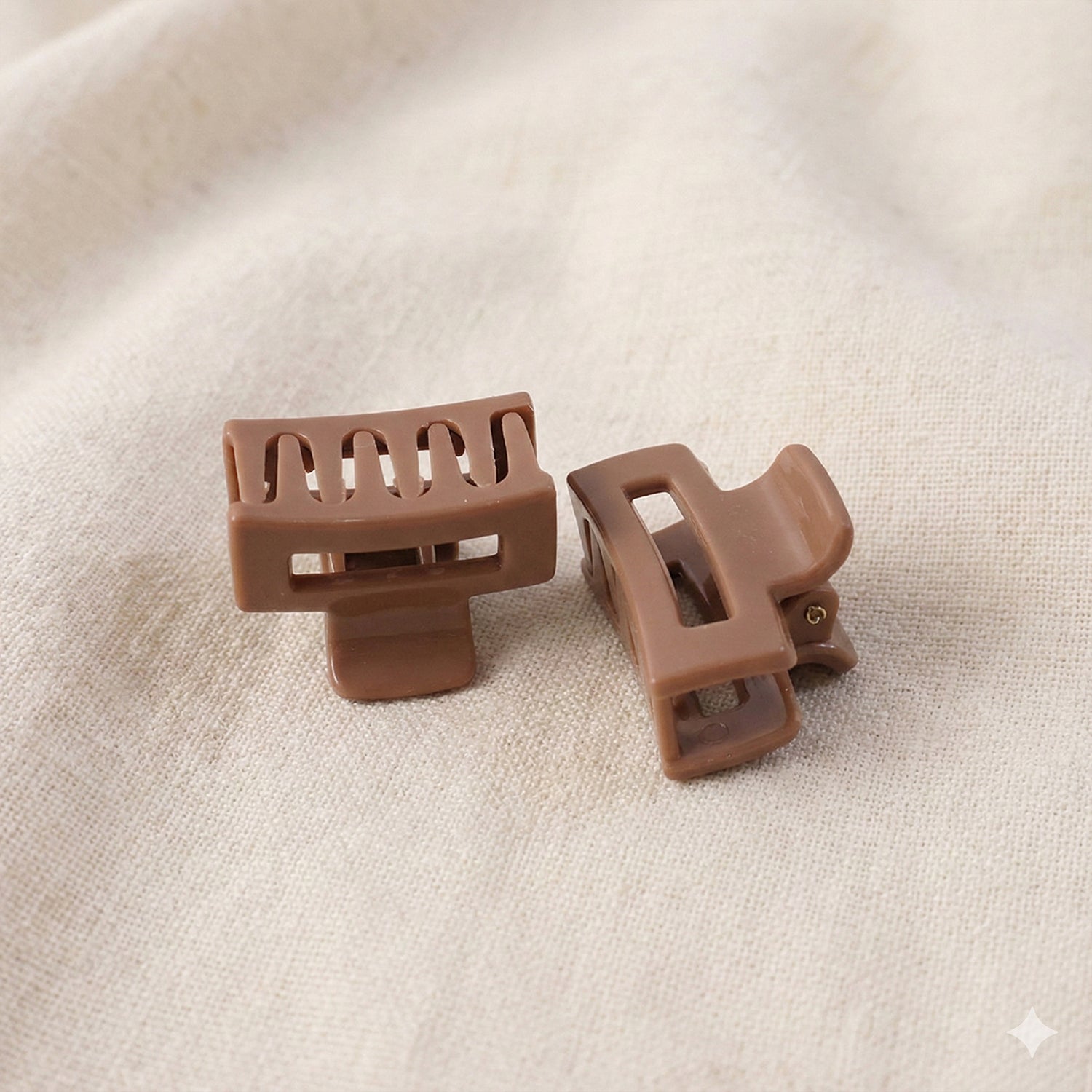 Set of six Wukusy mini hair claw clips in various colors, perfect for securing small sections of hair.
