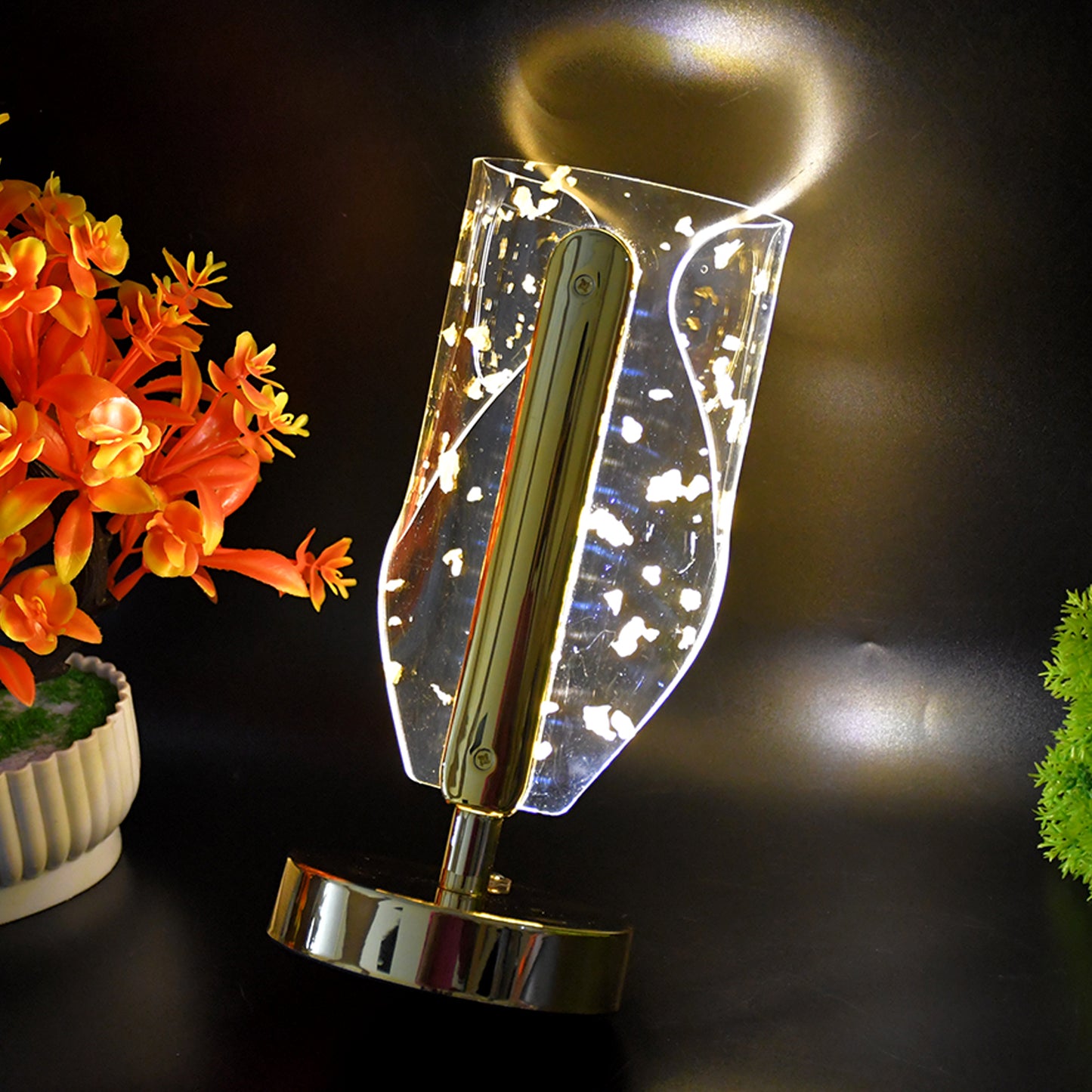 Elegant Wukusy crystal table lamp with a gold leaf design, perfect for sophisticated home decor and ambient lighting.