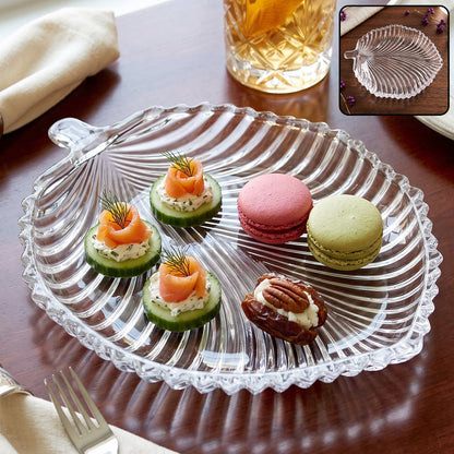 Wukusy leaf-shaped glass serving tray, 20x16 cm platter for snacks and desserts, clear decorative glass plate.
