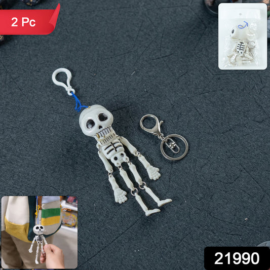 Wukusy skeleton doll keychain with metal hook, set of 2, featuring detailed skeleton figures on keychains for decorative accessories.