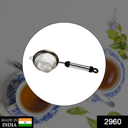 Wukusy stainless steel soup and tea strainer, a kitchen tool with fine mesh for straining liquids and herbal infusions.
