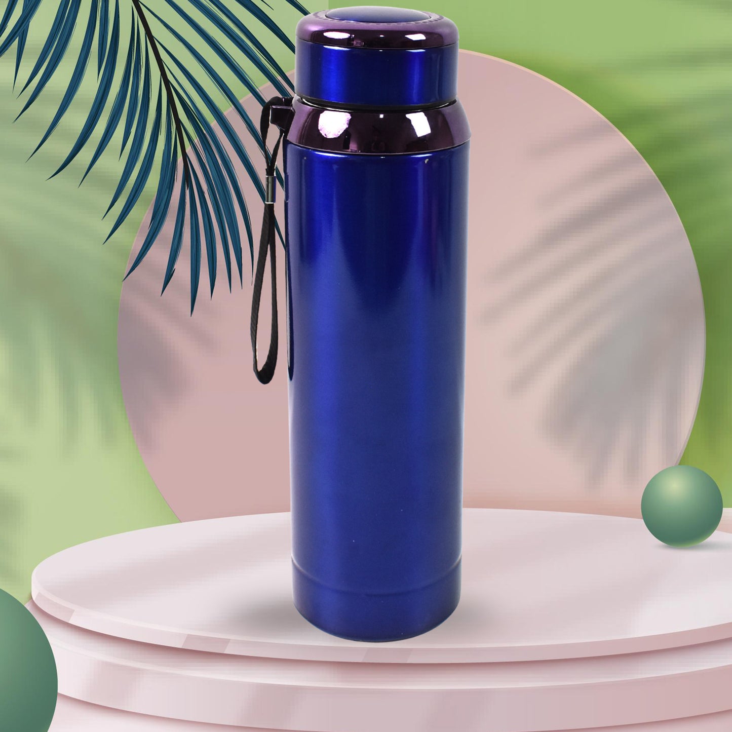 Wukusy vacuum insulated stainless steel bottle with double wall design, 1000 ml capacity, suitable for keeping beverages hot or cold.