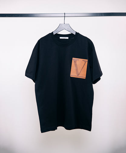Black Valentino printed men's T-shirt, size M, with stylish graphic design, made by 8969, casual and comfortable men's T-shirt.