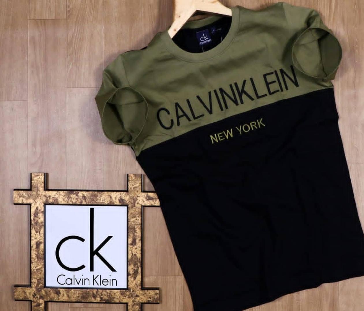 Men's regular fit T-shirt in green and black by 8969, showing front view with short sleeves and crew neckline.