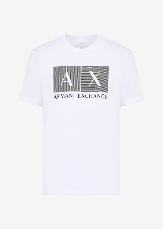White Armani Exchange men's regular fit T-shirt, size M, made of soft cotton with a classic crew neckline.