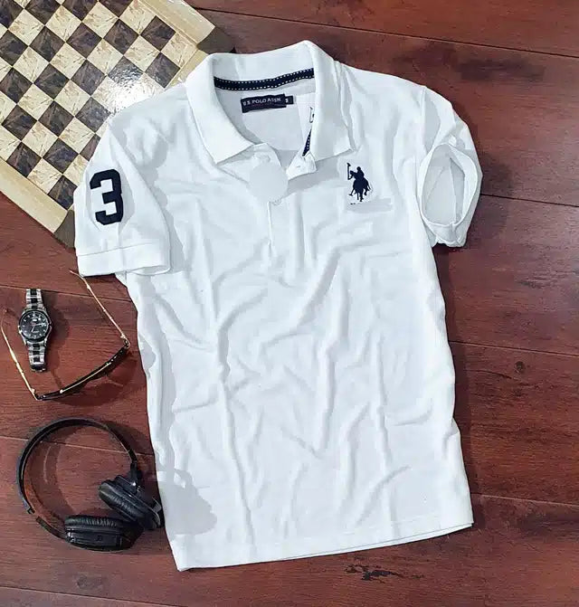 White men's casual T-shirt with half sleeves, size L, by 8969, made from comfortable fabric for everyday wear.