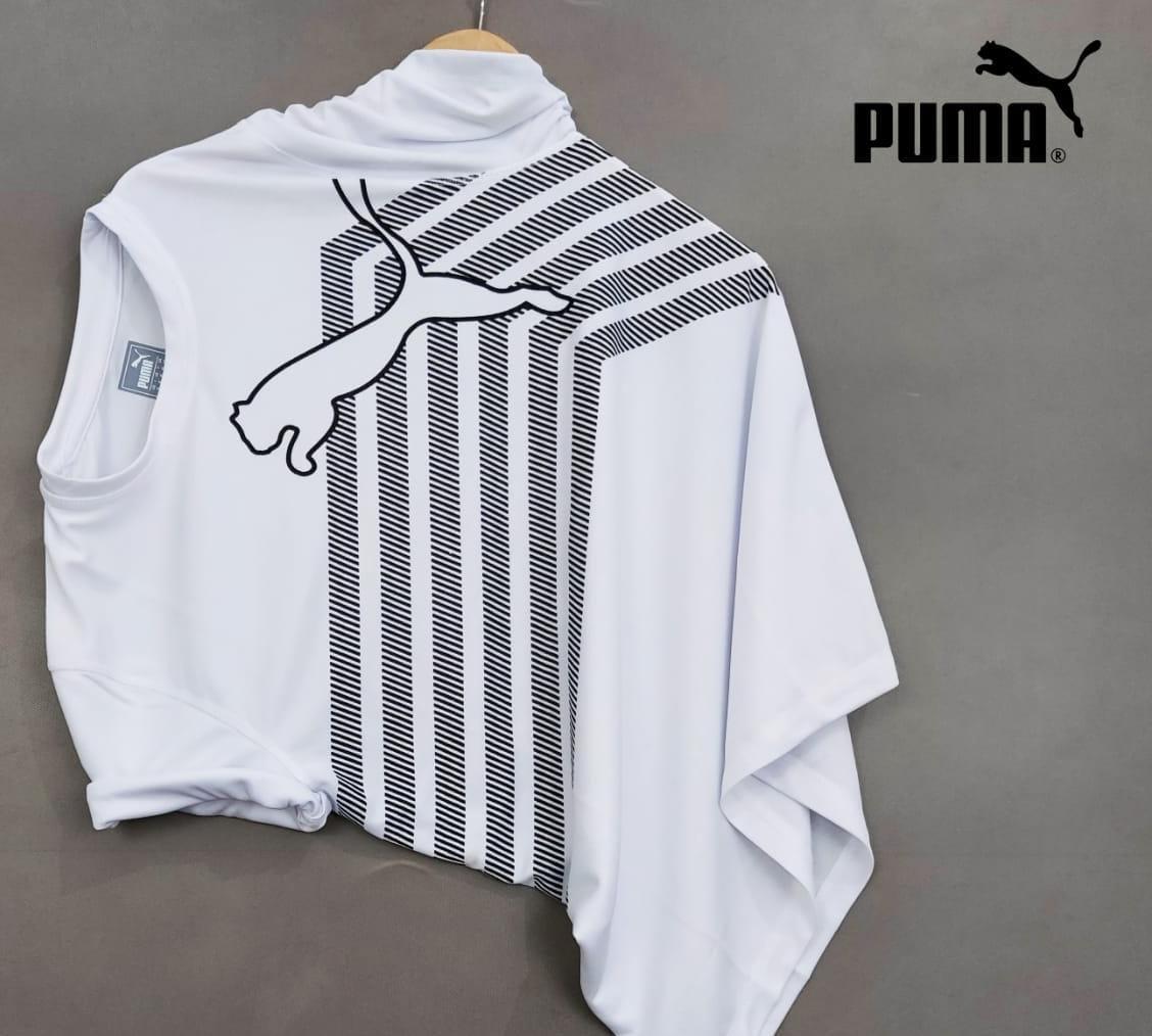 White regular fit men's T-shirt from 8969, shown in size L, made of soft cotton fabric with a classic crew neckline.