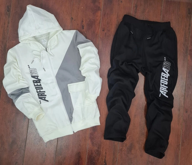 Men's fleece printed tracksuit by 8969 in white and black, featuring a comfortable design with a stylish pattern.