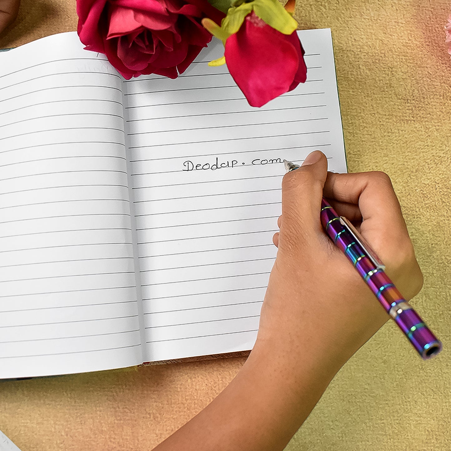 Wukusy multifunction magnetic metal pen for office use, featuring a sleek design and magnetic clip, ideal for writing and organization.