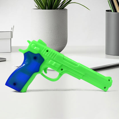 Wukusy medium plastic toy gun with five soft suction dart bullets, suitable for children’s play and outdoor fun.