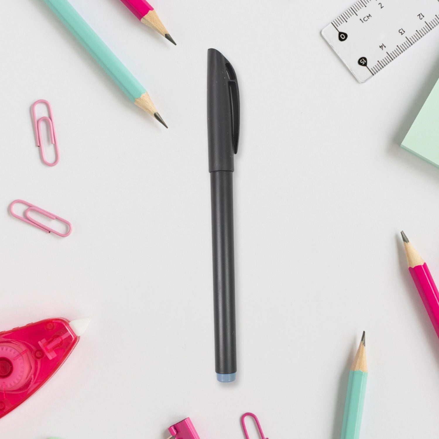 Set of 8 black gel pens by Wukusy, ideal for school and office stationery, featuring smooth ink flow and comfortable grip.