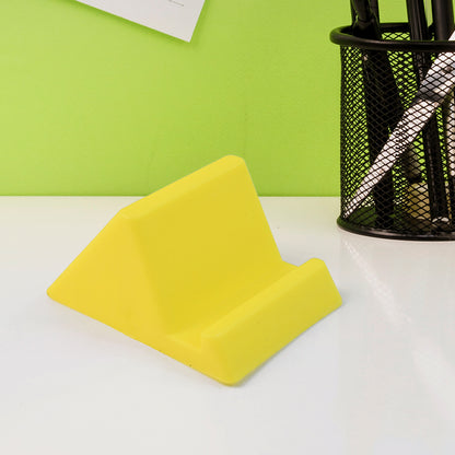 Wukusy compact plastic mobile phone holder stand in mixed colors, versatile mobile accessory for hands-free use.