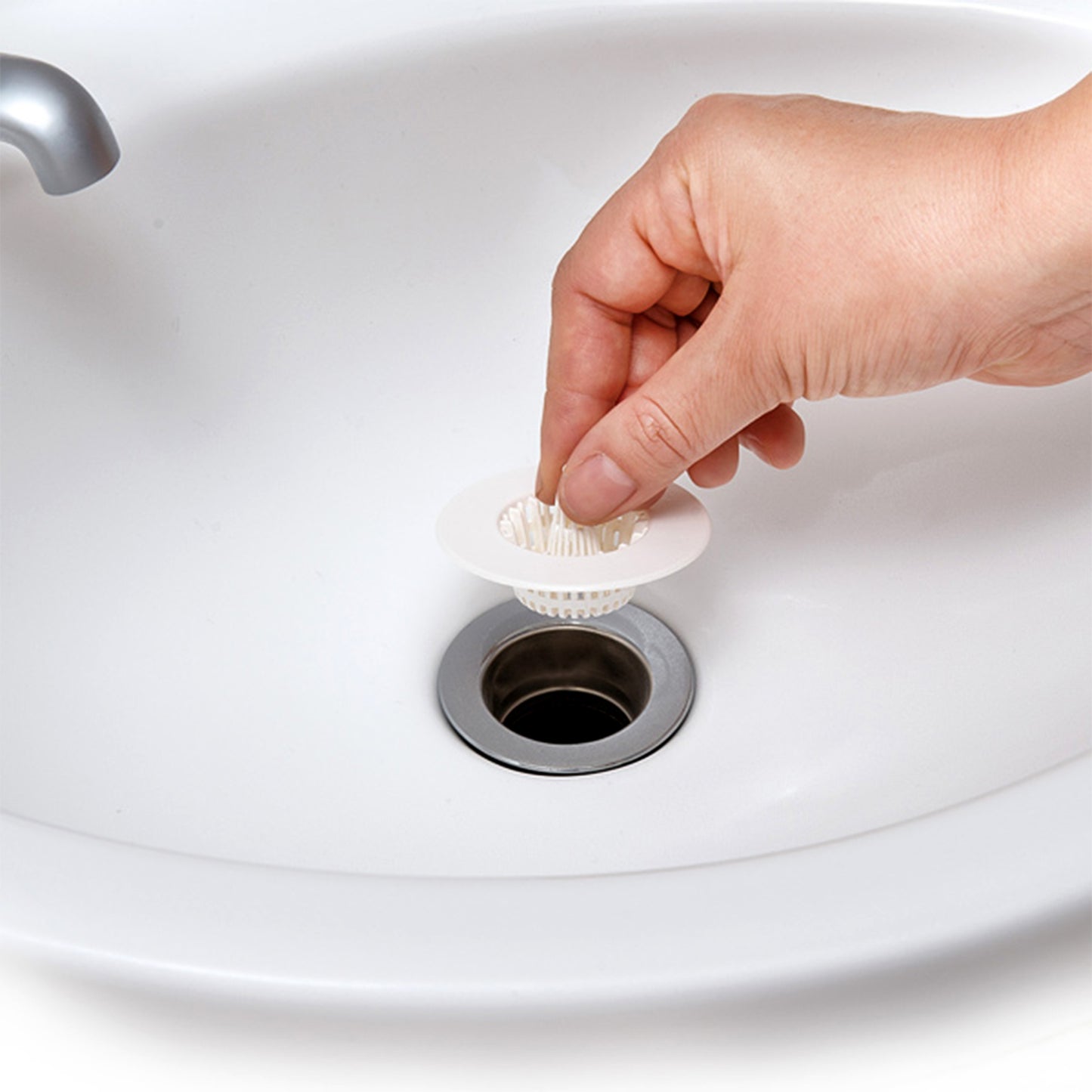 Wukusy 5-pack multipurpose sink drain hair catchers and strainers for home kitchen use, 304.5 mm size, black color.