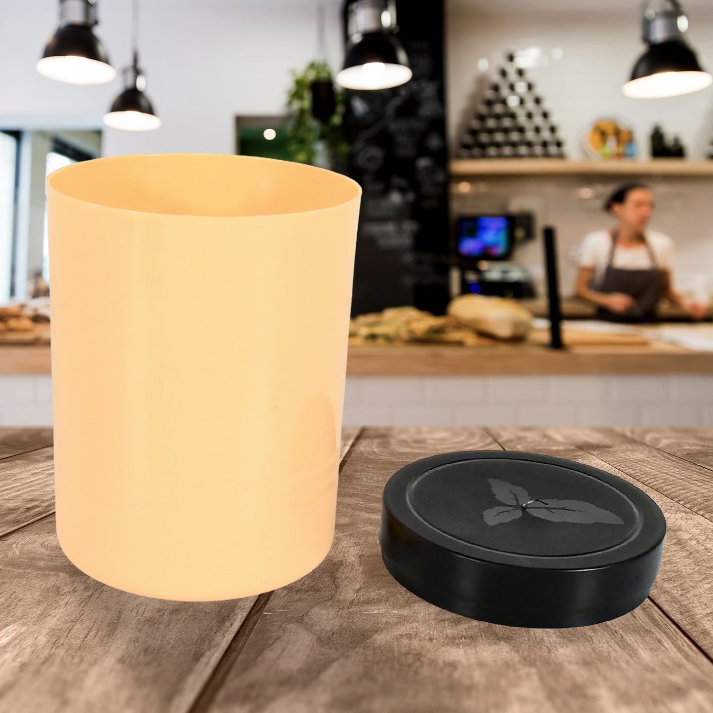 Wukusy Damru-shaped plastic tea, sugar, coffee container with airtight seal, 2-section jar for dry food storage, 800ml capacity.