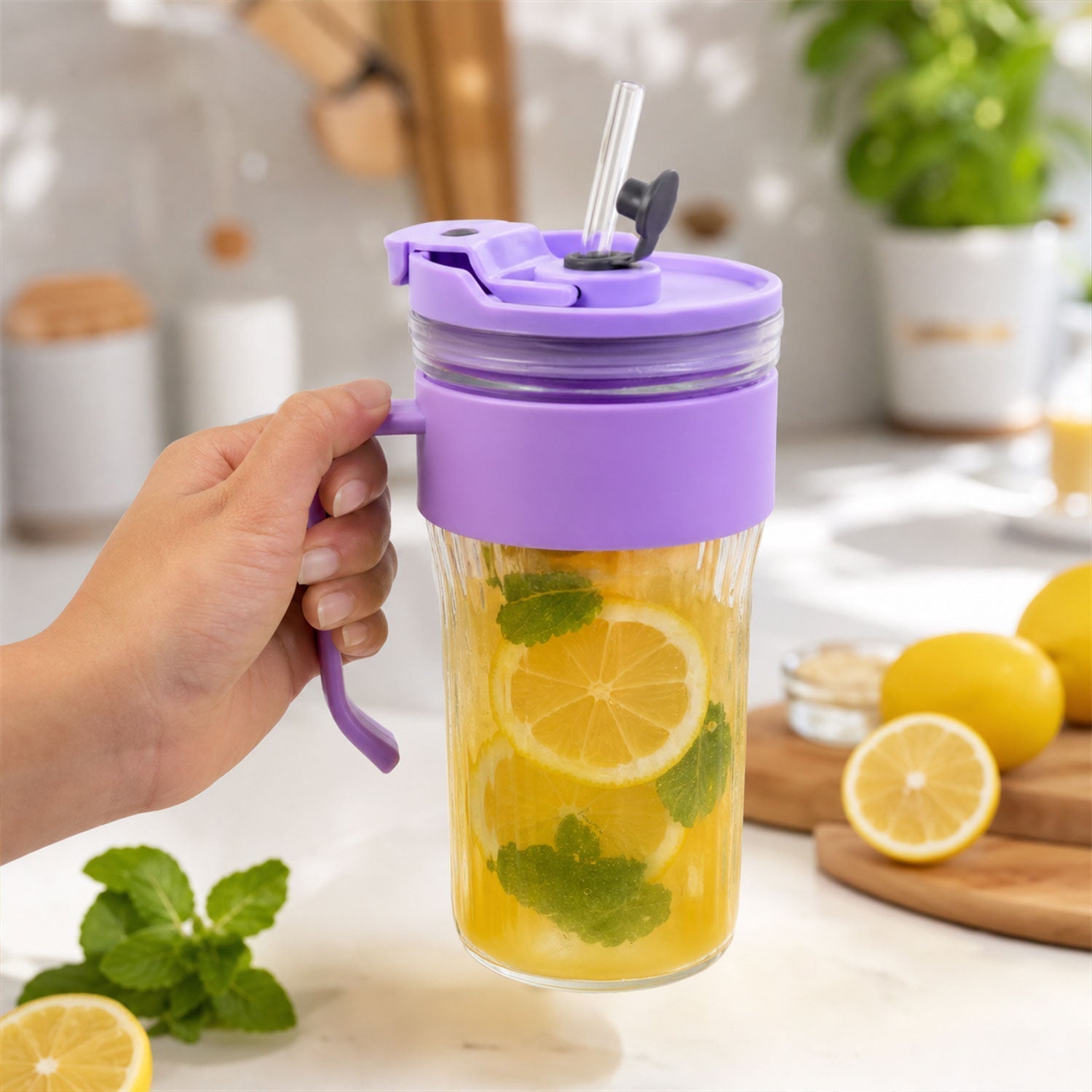 Wukusy glass tumbler with lid, straw, and handle for cold beverages and juice, showing a clear glass with a black lid and straw.