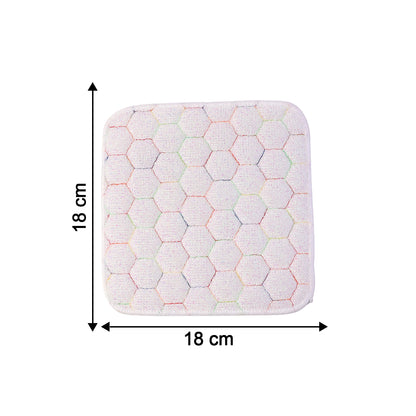 Heavy-duty Wukusy dish scrub pad for pots and utensils, 18x18cm kitchen scrubber for effective cleaning.
