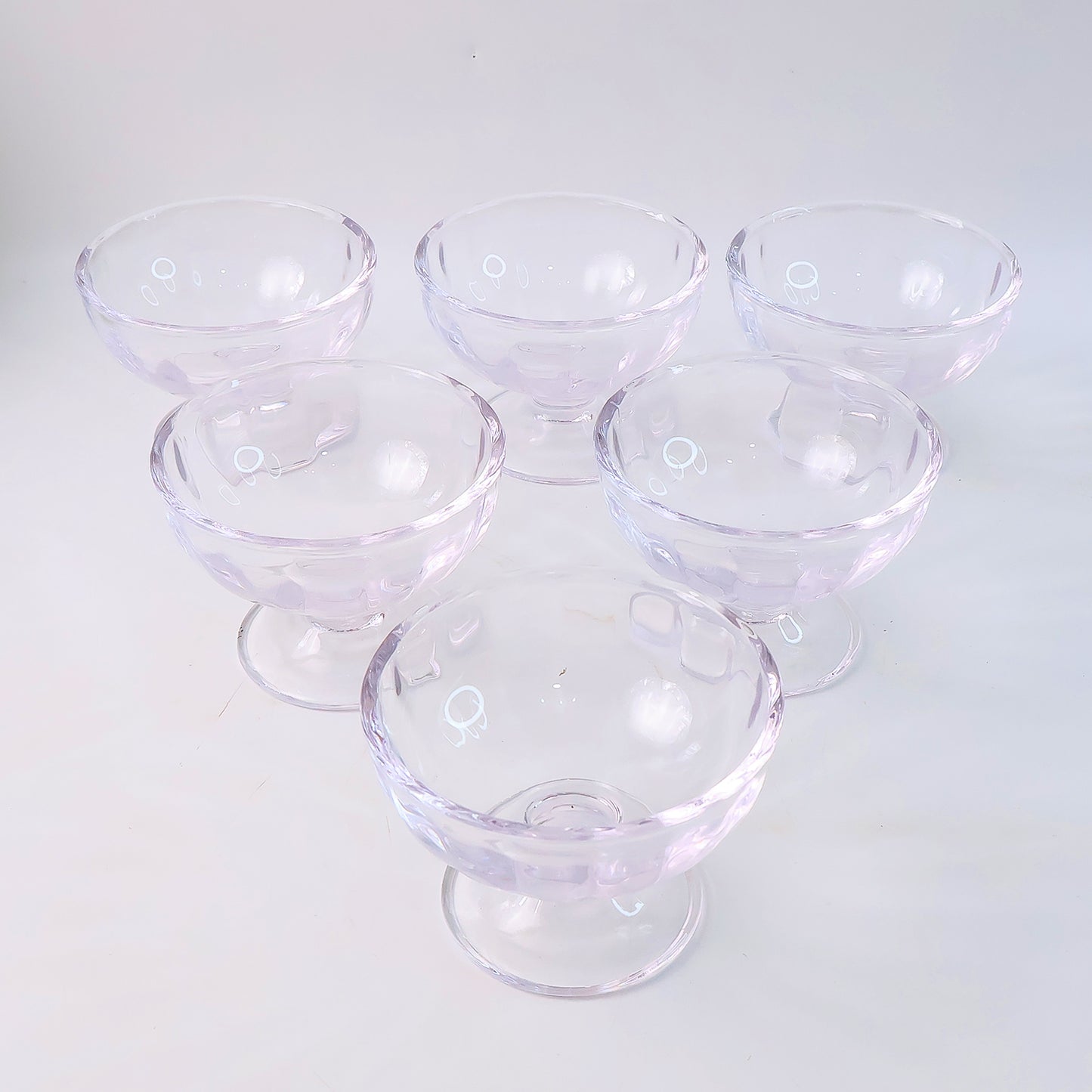 Set of six Wukusy premium glass ice cream dessert bowls for home and kitchen use, clear and elegant with rounded edges.