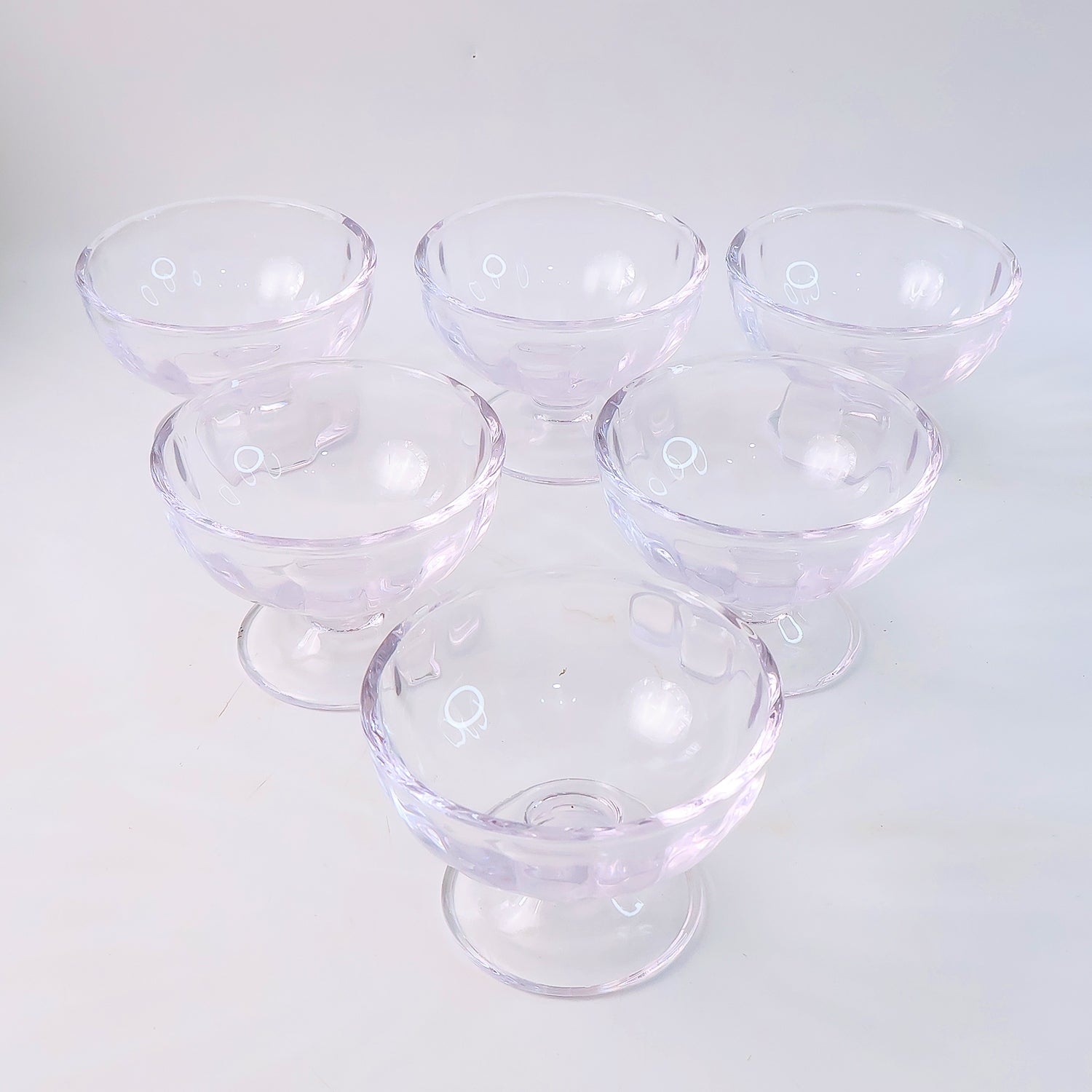 Set of six Wukusy premium glass ice cream dessert bowls for home and kitchen use, clear and elegant with rounded edges.