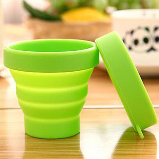 Wukusy round silicone foldable travel mug with lid, portable glass cup for on-the-go use, collapsible design for easy storage