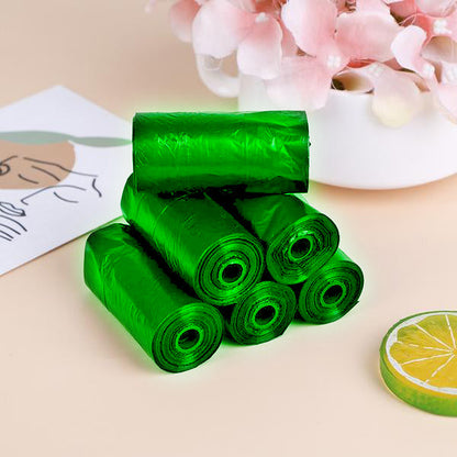 Green Wukusy compostable corn starch garbage bags, 17x19 inches, suitable for eco-friendly home waste disposal.