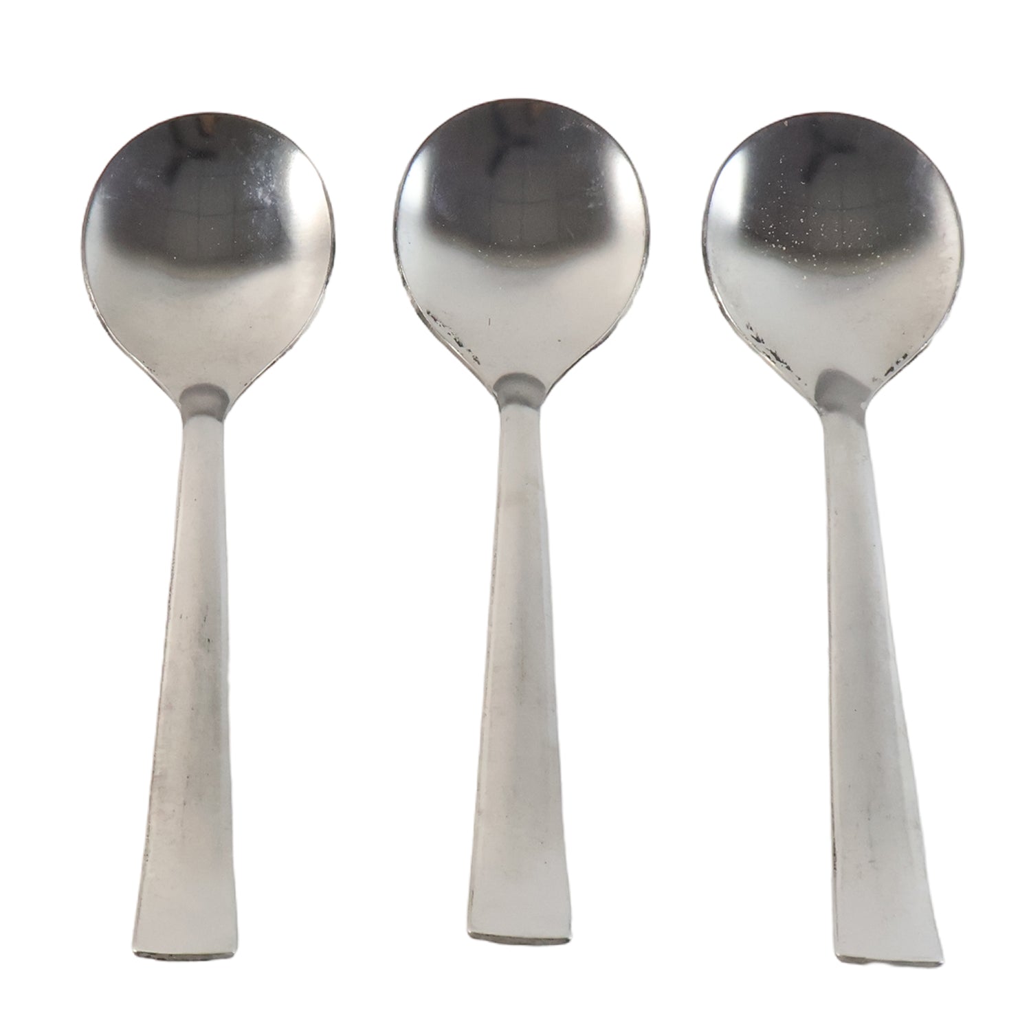 Set of three Wukusy Everyday Dining Spoons for home use, featuring polished stainless steel handles and versatile design.