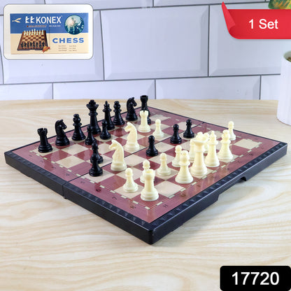 Foldable magnetic chess board game set by Wukusy, 24x24 cm, showing black and white chess pieces on a portable, foldable surface.